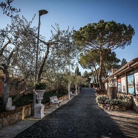 Tenuta Gran Paradiso Hotel Palombara Sabina Eksteriør billede